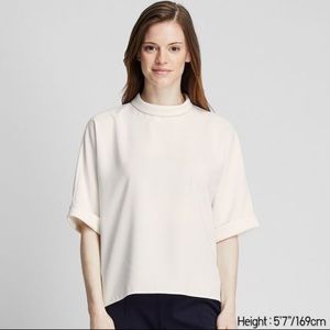 ❌SOLD❌Uniqlo drape mock neck blouse